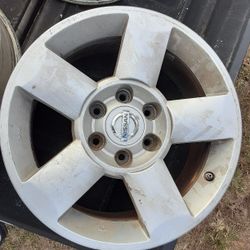 Nissan 18" 6lug  All 4 200.