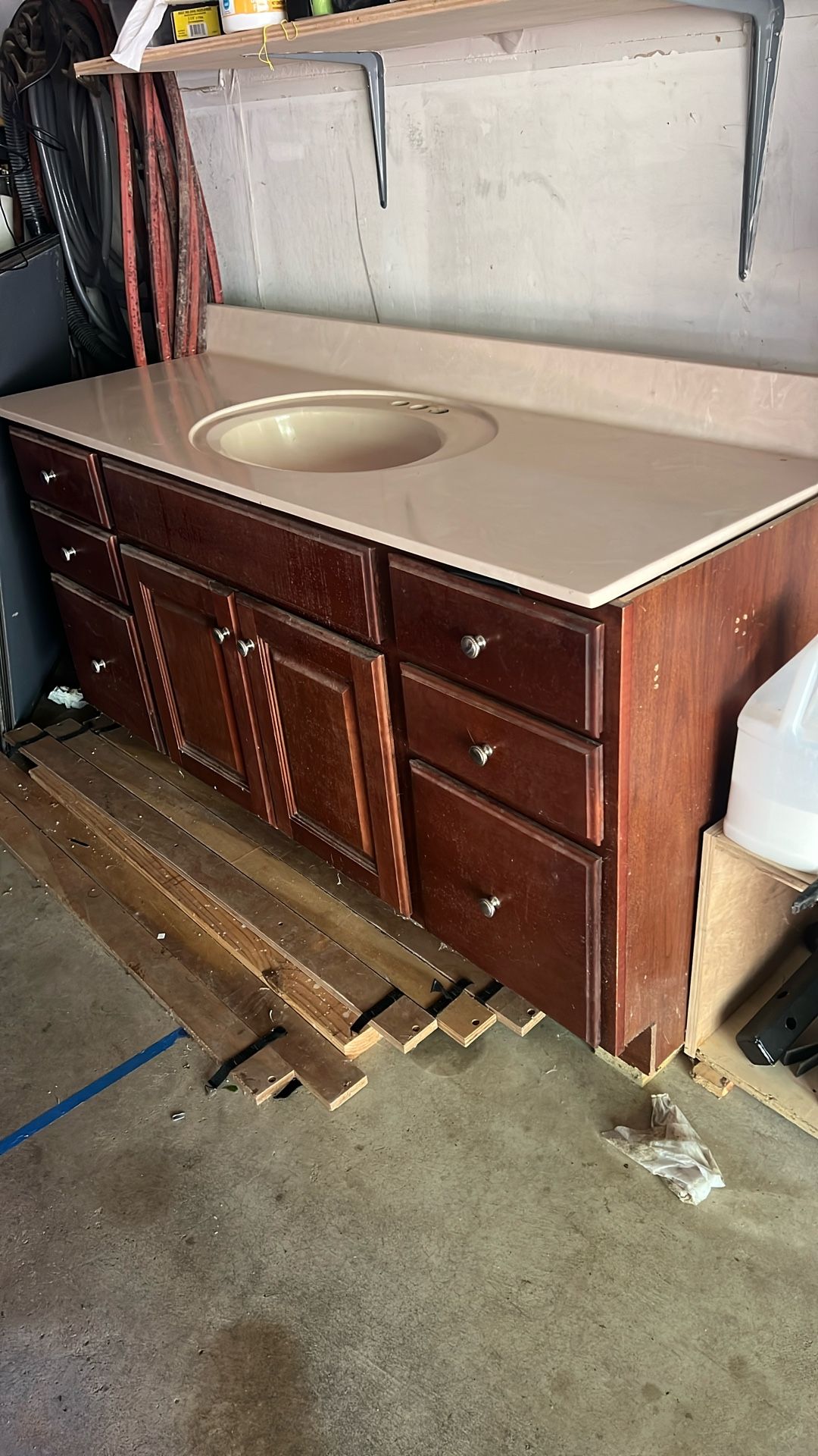 FREE VANITY - Single Sink - Pick Up