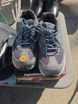 Women's Reebok Sneakers