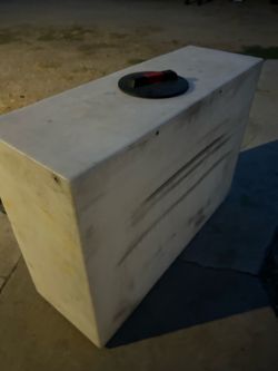 Water tank 100 gallon