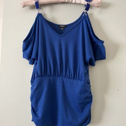 Women’s Shirt Size M