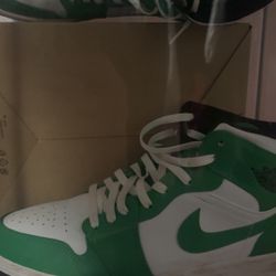 jordan 1 lucky green 