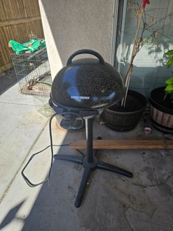 George Foreman Indoor/Outdoor Electric Grill with Stand
