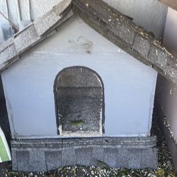 Dog house