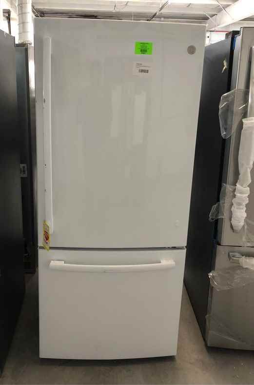 GE refrigerator 2J