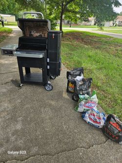 Masterbuilt Smoker