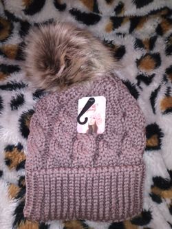 Fur pom-pom beanies