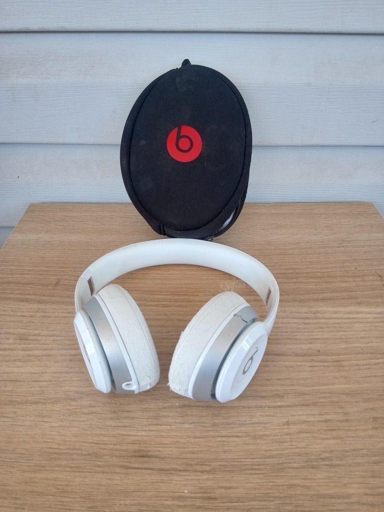 Beats by Dr. Dre Solo 2 Wired On-Ear Headphone