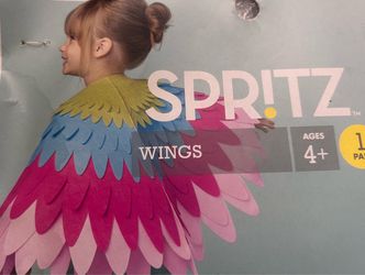 NEW children’s colorful felt wings ages 4+
