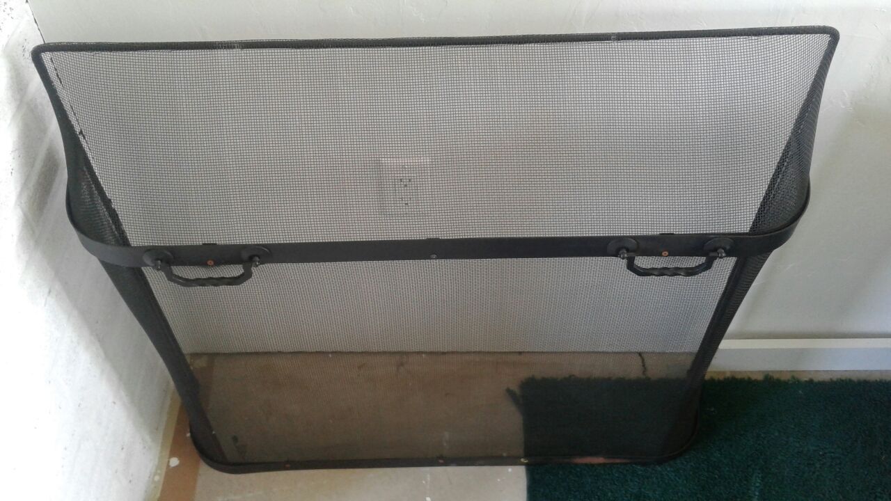 Fireplace screen......37w 31h, used 4 times, like new.