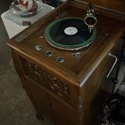 1920 Westicola Phonograph -$150– Great Condition & Fully Functional!