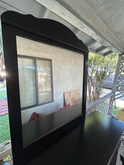 Drawer with mirror
