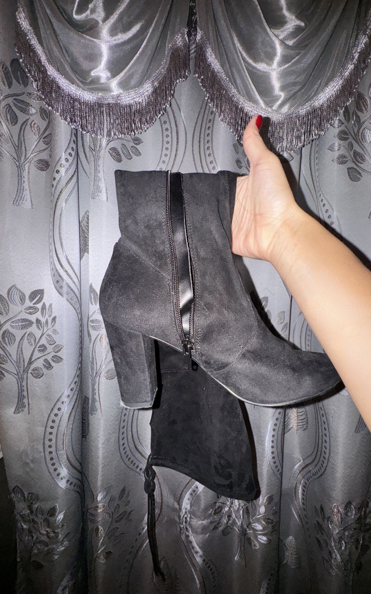 Pretty In Thigh High Boots - Black