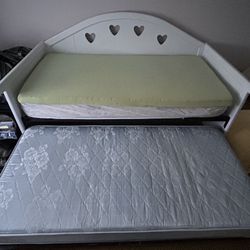 XL TWIN Wood Day Bed