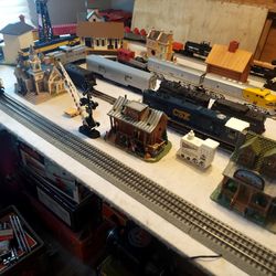 Lionel Trains And Track Transformer 
