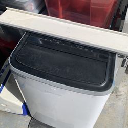 8,000 BTU Floor a/C Unit