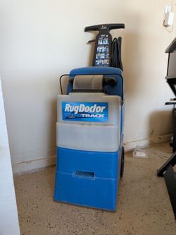 Rug Doctor wide track