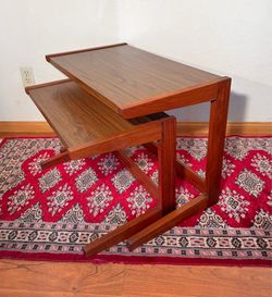 Mid Century Modern Danish Modern Nesting Tables Set of 2