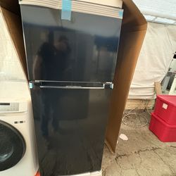 Element Refrigerator 