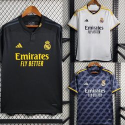 Real Madrid Soccer Jersey 🔥🔥🔥🔥🔥🔥⚽⚽⚽⚽⚽⚽🏆🏆🏆🏆🏆