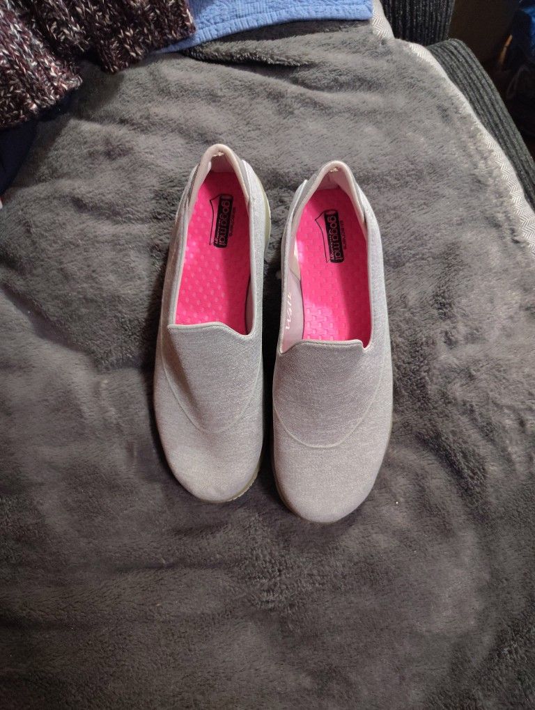 Go Walk Step In Sketchers New Sz 9.5