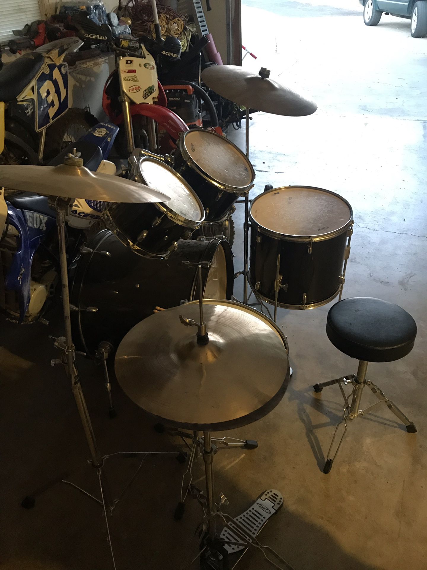 Drums set