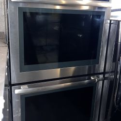 JennAir double wall oven.