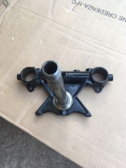 Harley Davidson Iron head sportster lower triple tree