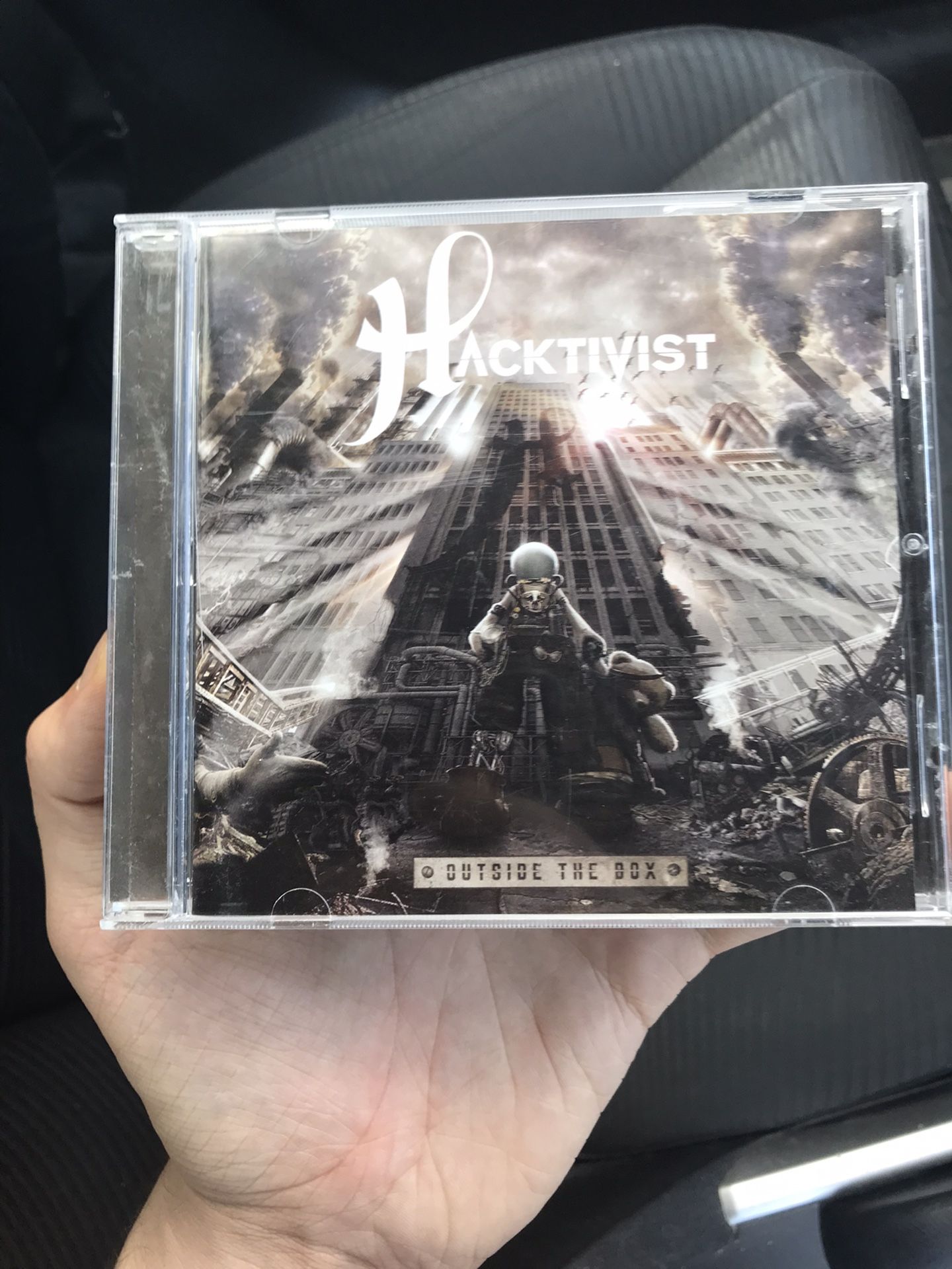 Hactivist — Outside The Box