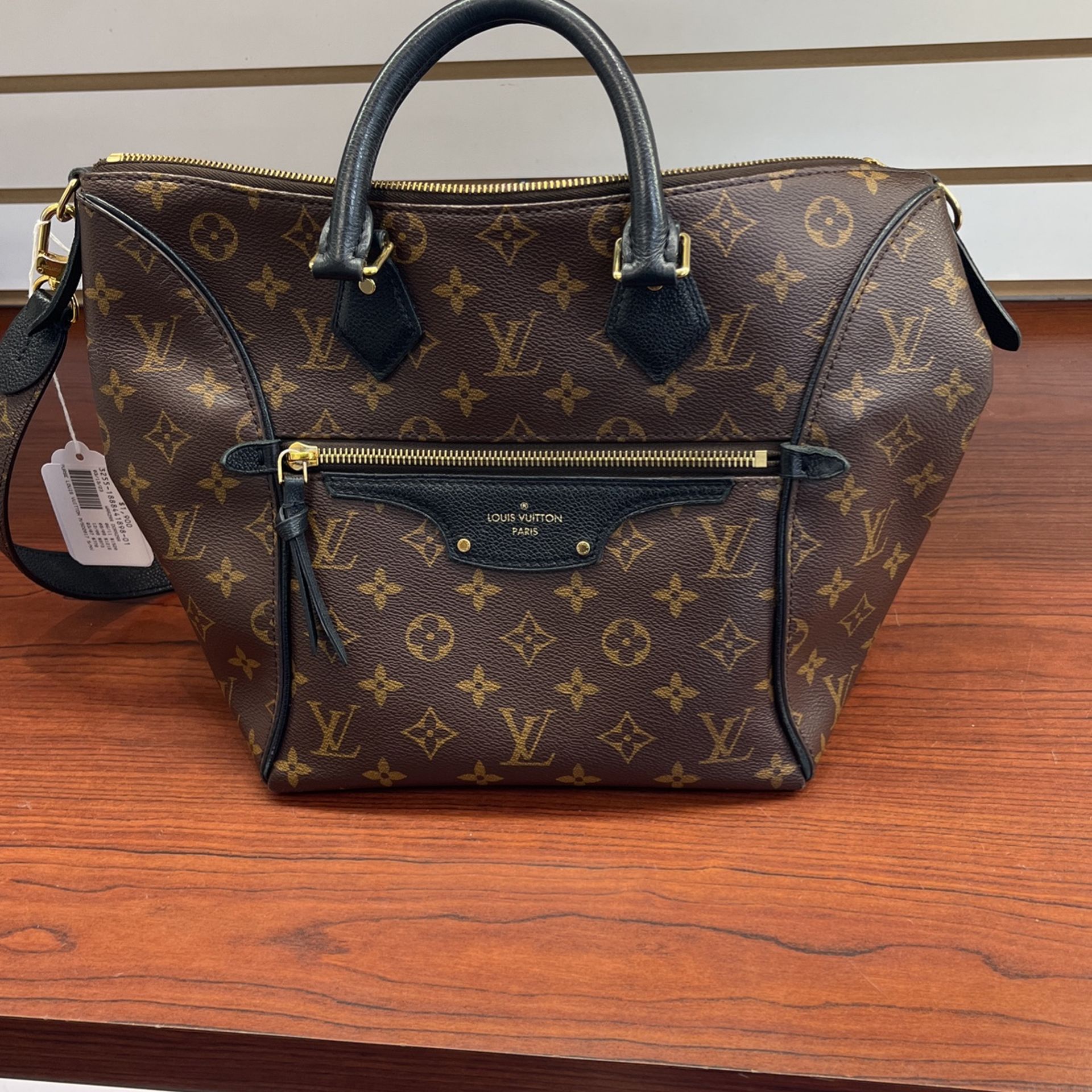 Louis Vuitton Purse for Sale in San Antonio, TX OfferUp