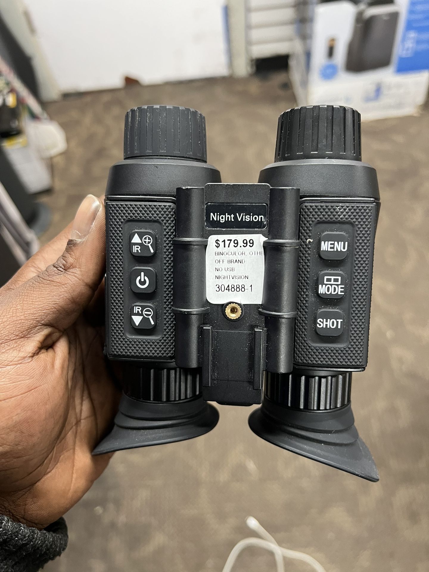 OFF BRAND BINOCULARS VID REC/ NIGHT VISION & MORE SELLING FOR $179‼️