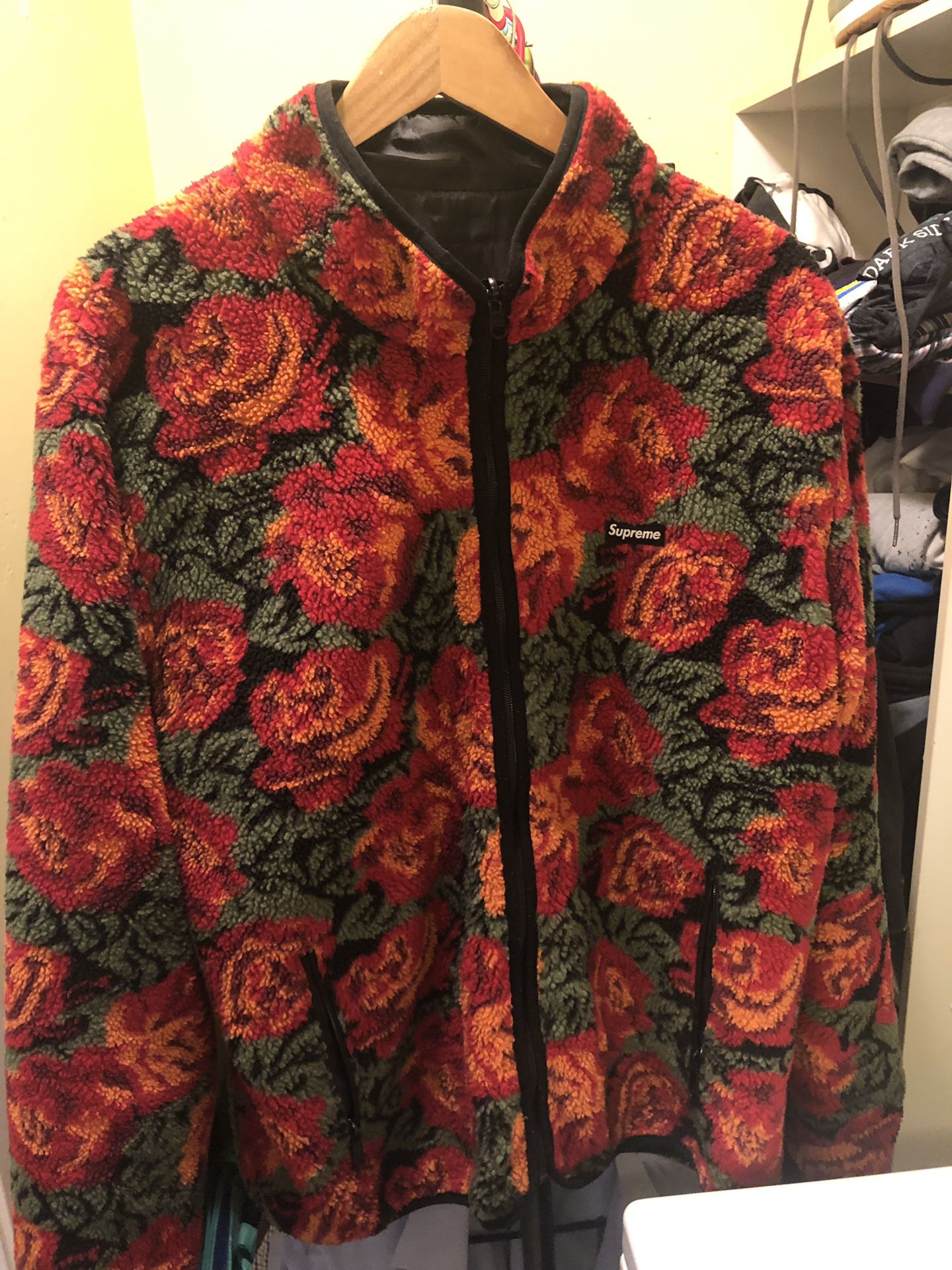 Supreme FW16 Roses Sherpa Reversible Jacket