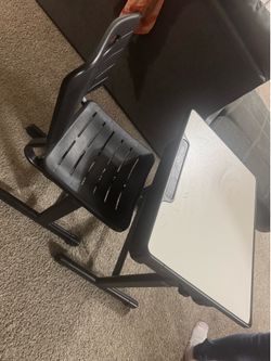 Desk & chair