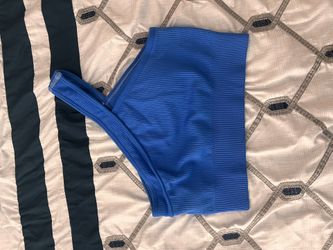 Sports Bras Size Small (stretchy)