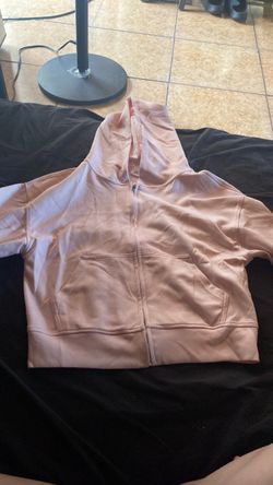 Crop pink sweater