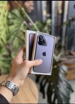 𝚒𝙿𝚑𝚘𝚗𝚎 14 pro 𝚞𝚗𝚕𝚘𝚌𝚔𝚎𝚍 𝚠𝚒𝚝𝚑 𝚠𝚊𝚛𝚛𝚊𝚗𝚝𝚢