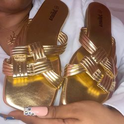 Gold flat beach Sandals
