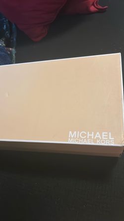 Micheal kors heels