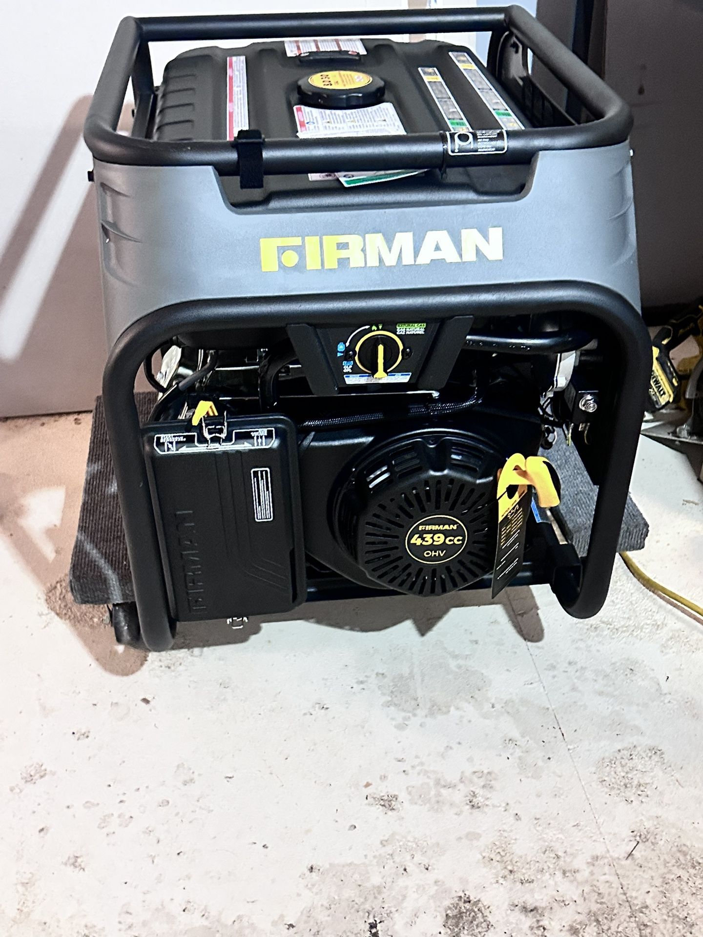 Firman T07573 Tri-Fuel Portable Generator