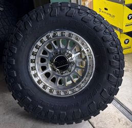 Ford wheels and tires
