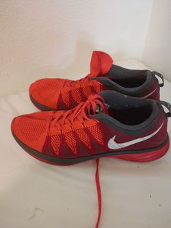 10.5 sneakers