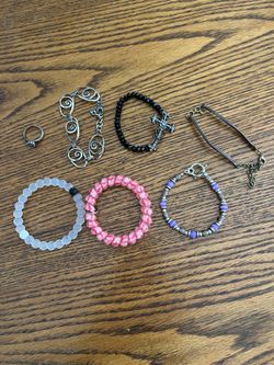 Lot 6 Bracelets and 1 Ring - Womens Jewelry
