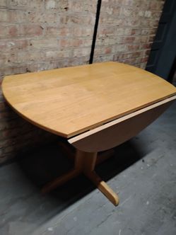 Kitchen table