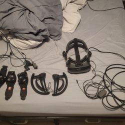 Valve Index VR Headset Full Kit With Full Body Tracking. 