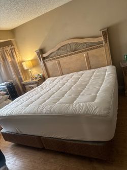 (Delivery Available) King Sized Bed