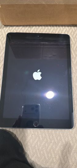 iPad gen 6 32gb WiFi and cellular