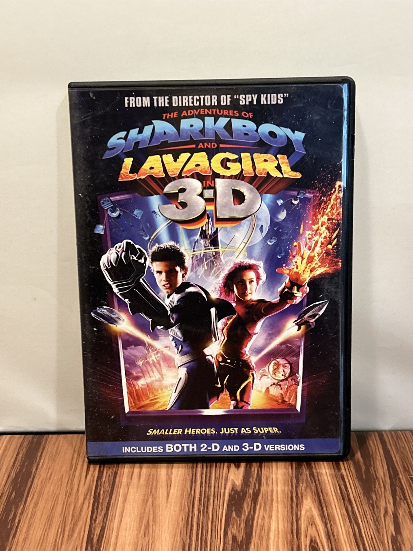 The Adventures of Sharkboy and Lavagirl in 3-D Orginal Glasses Are include
