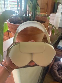 AirPods Max 1 (USB C)