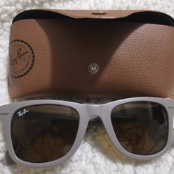Ray-ban Sunglasses 