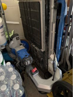 Tile machine
